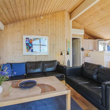 Asta - 85m From The Sea By Interhome Hjørring